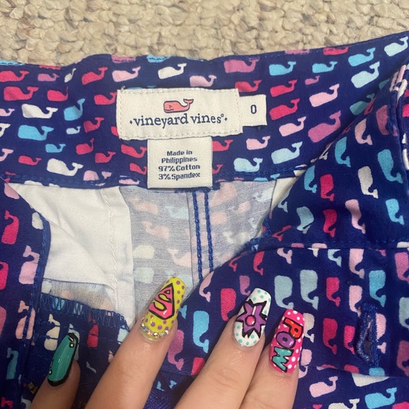 Vineyard vines whale print shorts size 0 - Picture 5 of 6